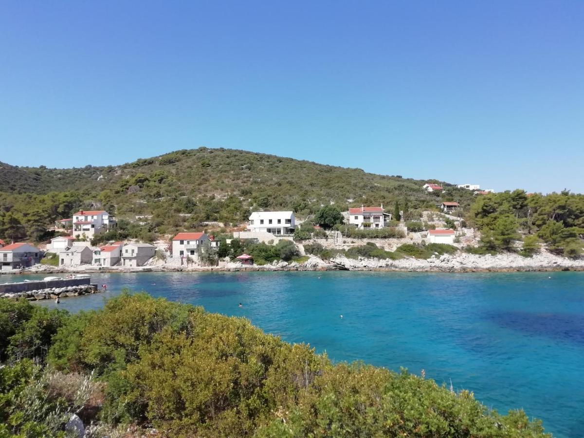 Apartment Zalo Donje Selo na Šolti المظهر الخارجي الصورة