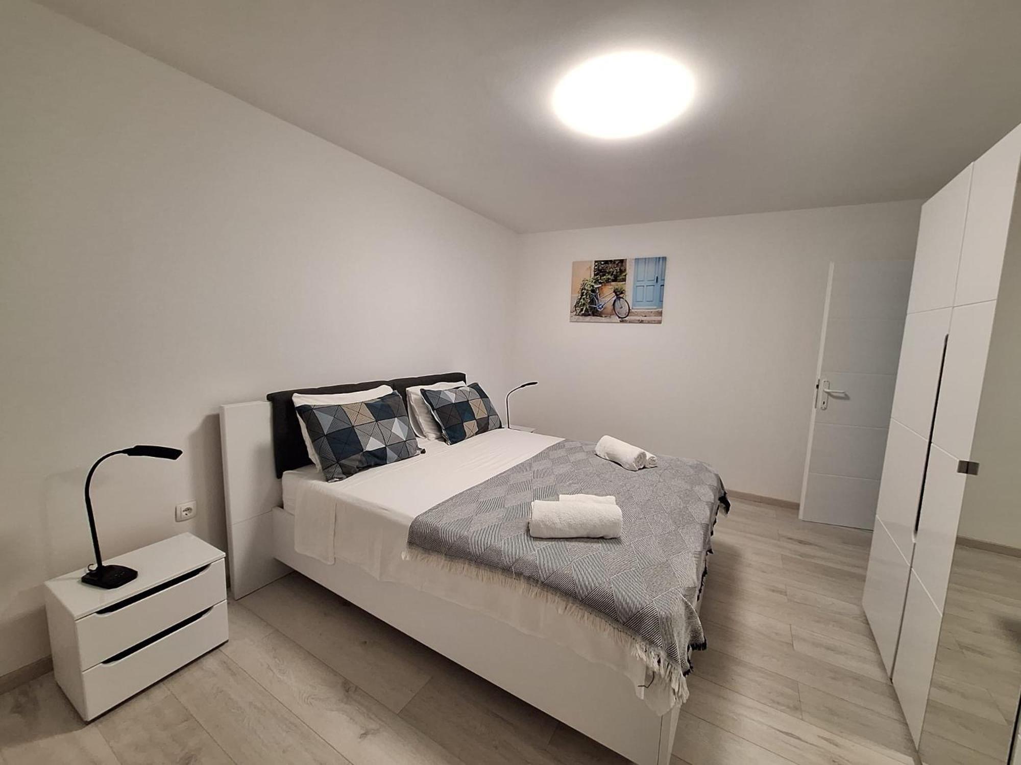 Apartment Zalo Donje Selo na Šolti المظهر الخارجي الصورة